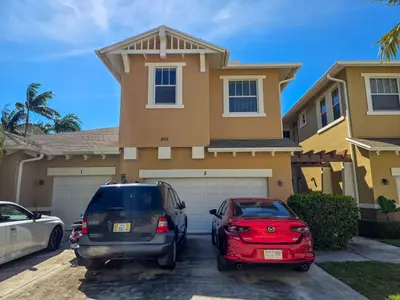 855 MARINA DEL RAY Lane 2, West Palm Beach – Townhouse for sale