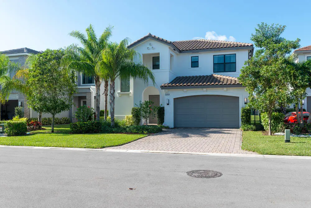 Front of Structure at , Lake Worth