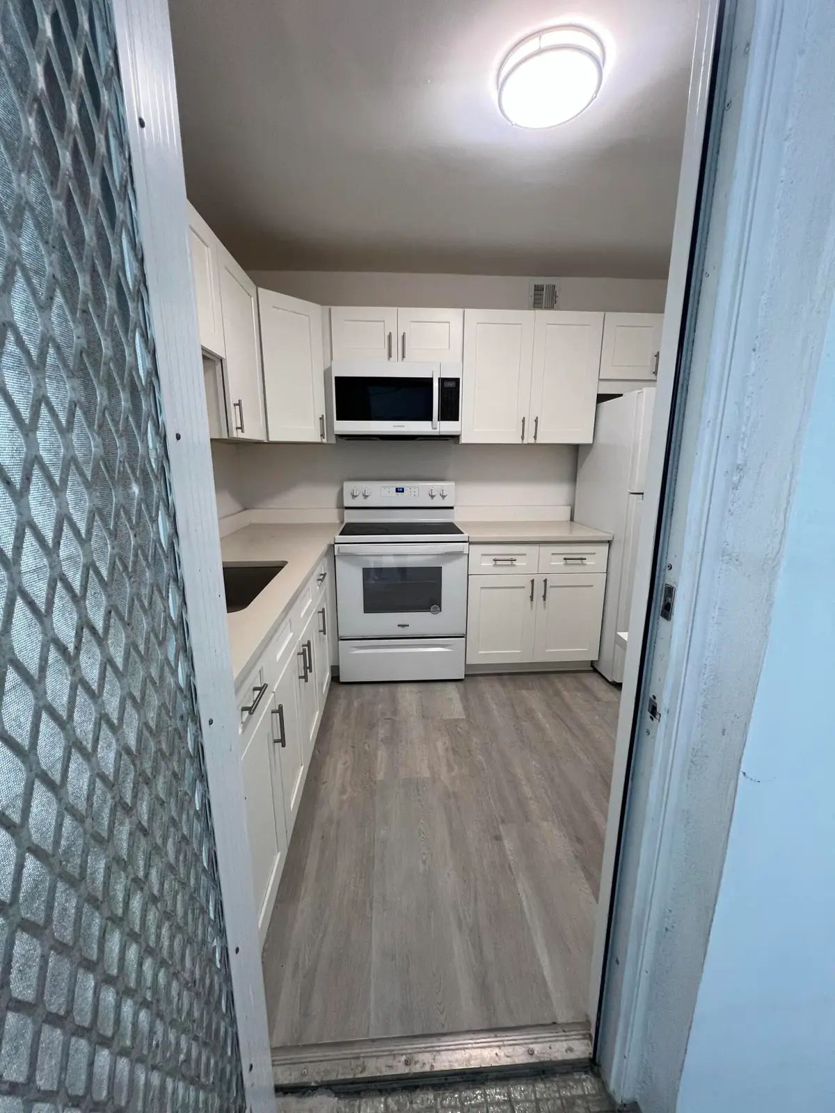 IMG_4748 at 1280 NW 43rd Avenue 302, Lauderhill