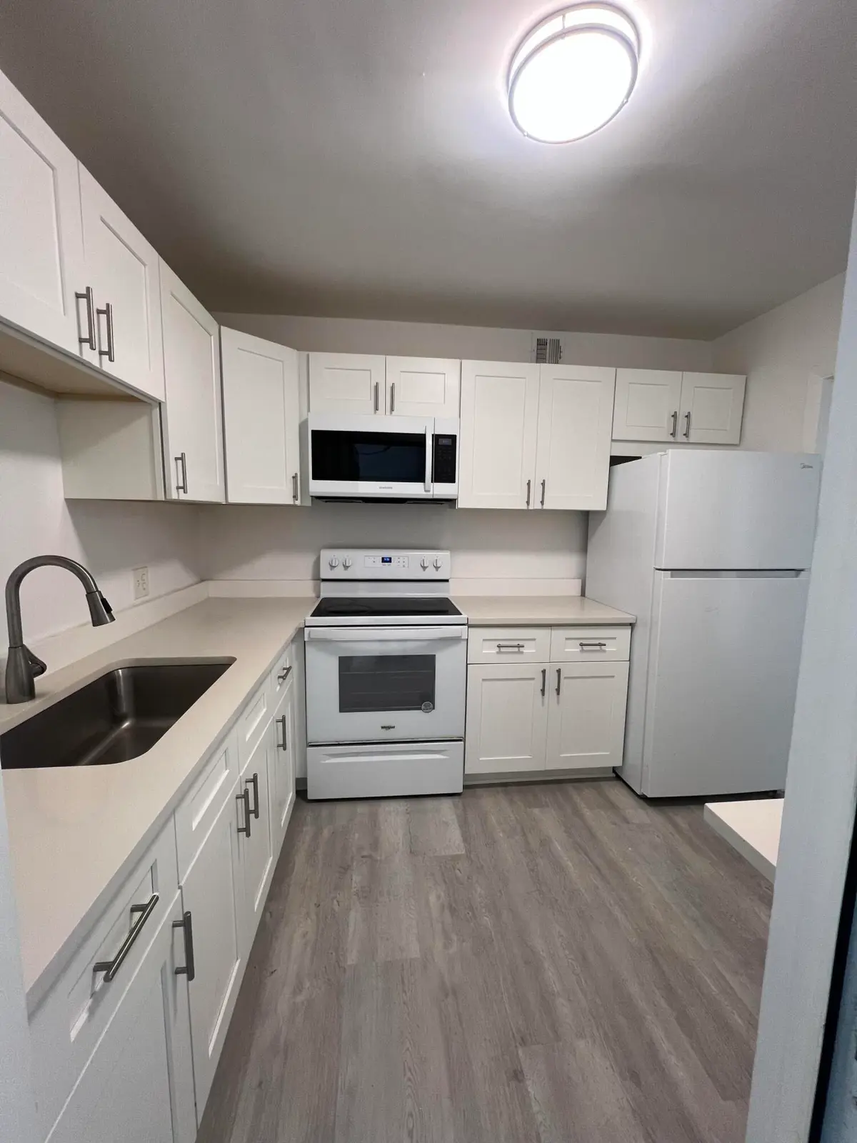 kitchen at 1280 NW 43rd Avenue 302, Lauderhill