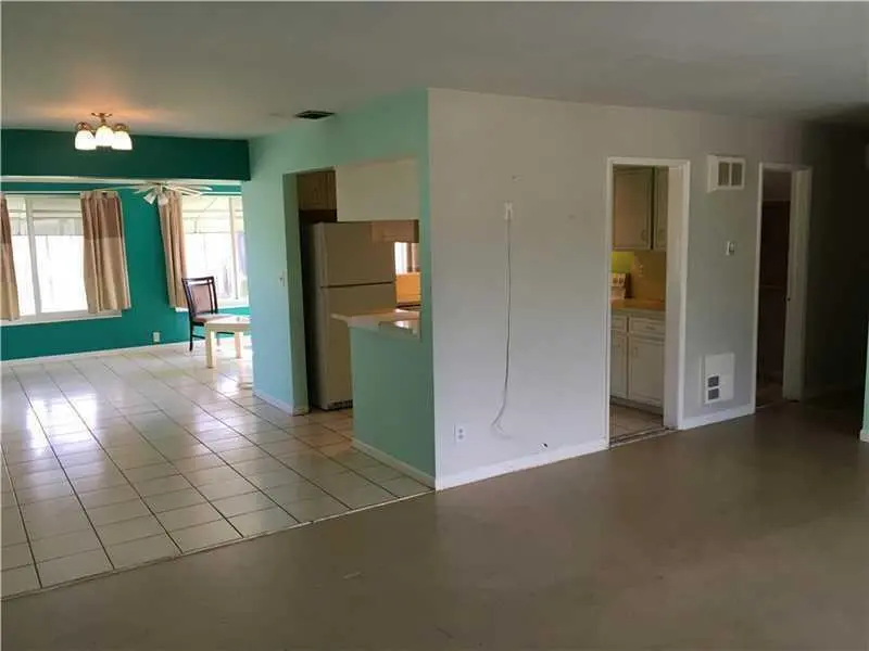 20161118021604490351000000-o at 2144 NE 4th Avenue, Boca Raton