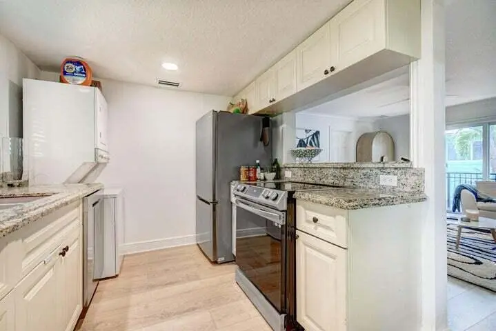 Unit 8 Kitchen at 45 SE 7TH Avenue, Delray Beach