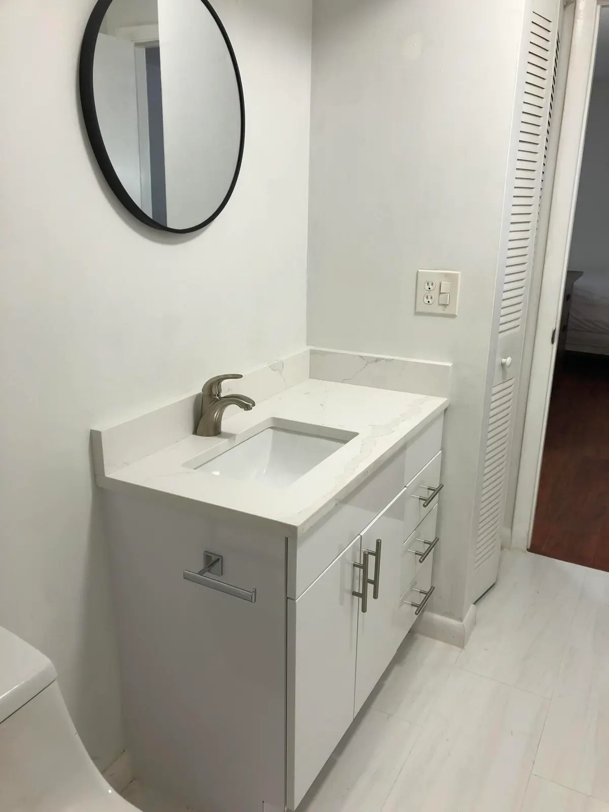 Bath 1A at 480 NW 20TH Street 2140, Boca Raton