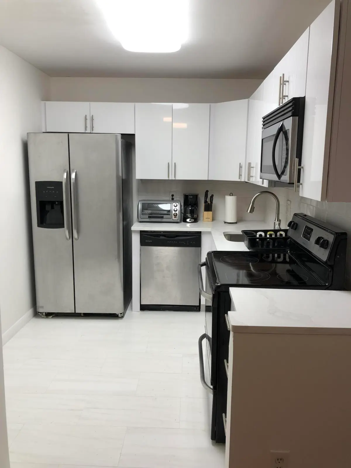 Kitchen at 480 NW 20TH Street 2140, Boca Raton