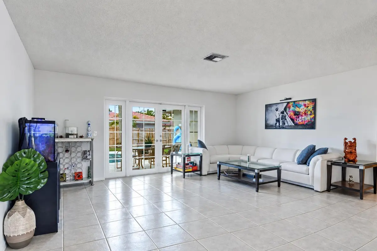003-043-Living room1-1500x1000 at 4852 Sugar Pine Drive, Boca Raton
