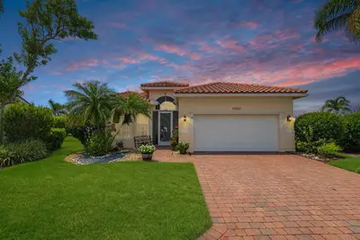 11621 SW Mountain Ash Circle, Port St. Lucie – Single Family Residence for sale