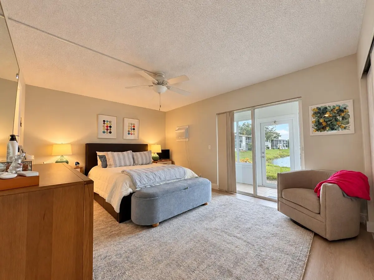 Spacious Water ViewBedroom Retreat at 158 CHATHAM H, West Palm Beach