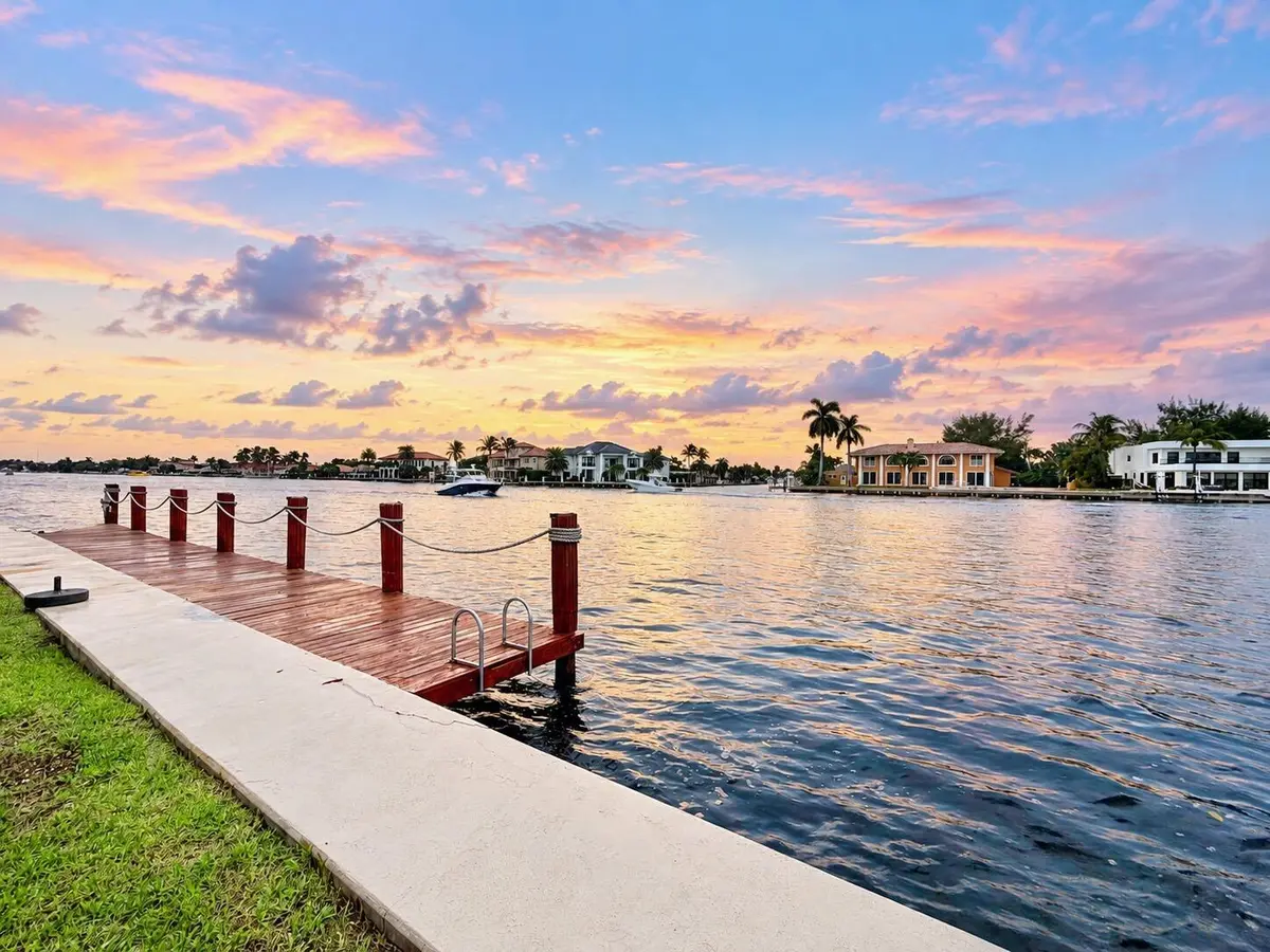 PHOTO-2026-10-07-12-18-21 at 901 N RIVERSIDE Drive 2B, Pompano Beach