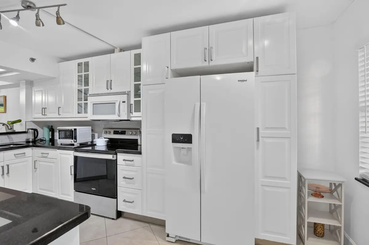 4-web-or-mls-DSC_6473 at 23344 CAROLWOOD Lane 505, Boca Raton