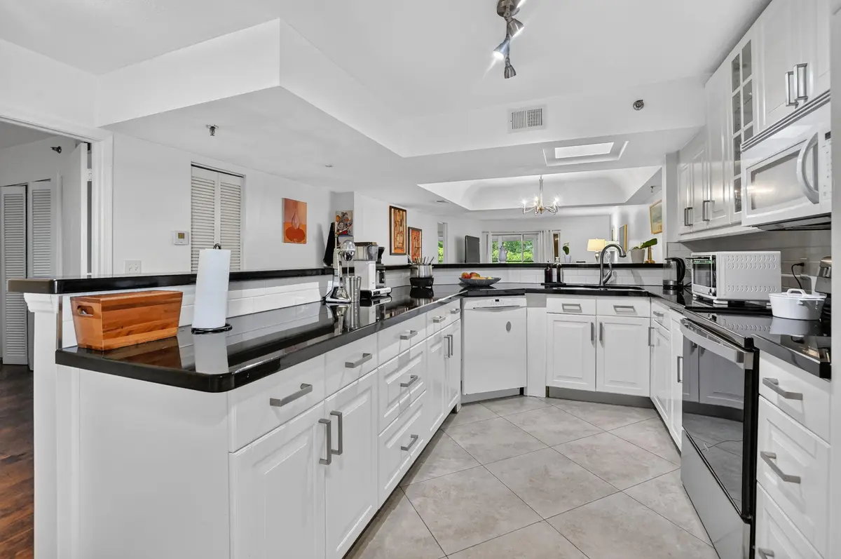 6-web-or-mls-DSC_6485 at 23344 CAROLWOOD Lane 505, Boca Raton