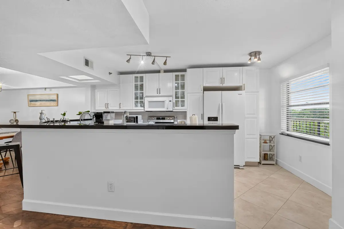 8-web-or-mls-DSC_6496 at 23344 CAROLWOOD Lane 505, Boca Raton