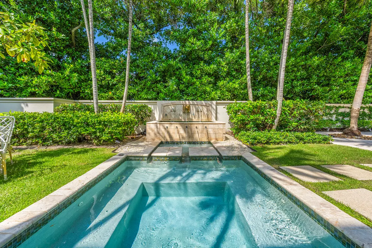 Spa at 13 Via Vizcaya, Palm Beach