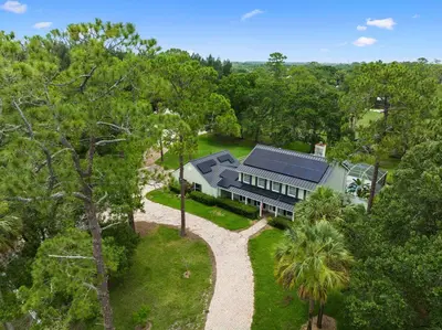 4900 2ND Street, Vero Beach – Single Family Residence for sale