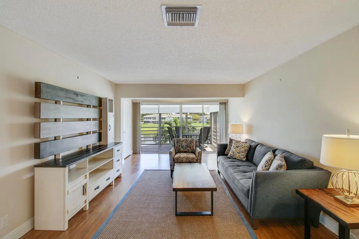 Living at 2730 SW 13th Street 203, Delray Beach