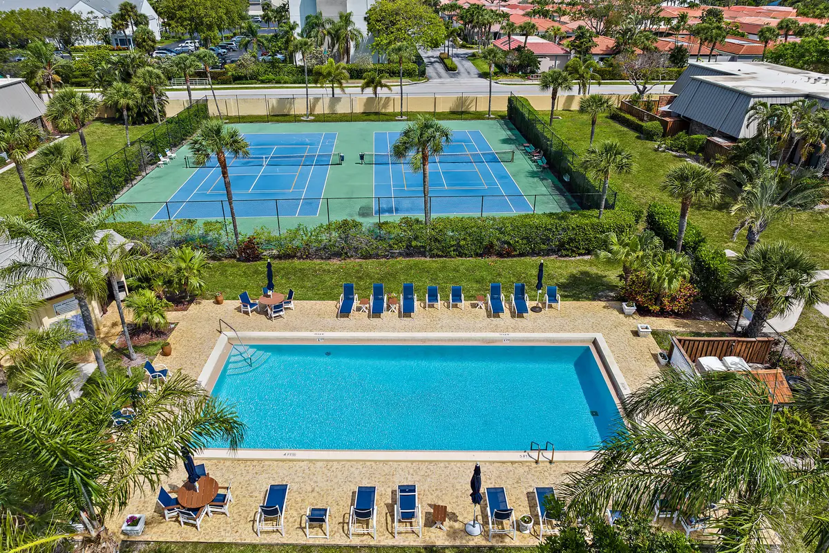 1420 Ocean Way at 1420 Ocean Way Drive 14d, Jupiter