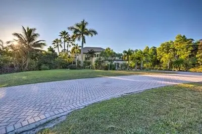 6425 Royal Palm Beach Boulevard, West Palm Beach – Single Family Residence for rent