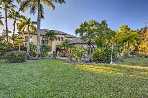 Yard at 6425 Royal Palm Beach Boulevard, West Palm Beach