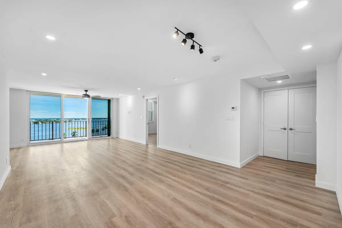 004-1701SouthFlaglerDrive-Unit1205-WestP at 1701 S Flagler Drive 1205, West Palm Beach