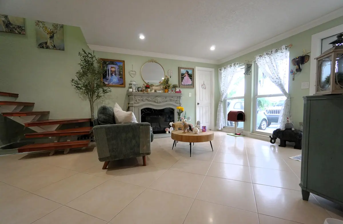 DSC05400 at 5286 NW 192nd Lane, Miami Gardens