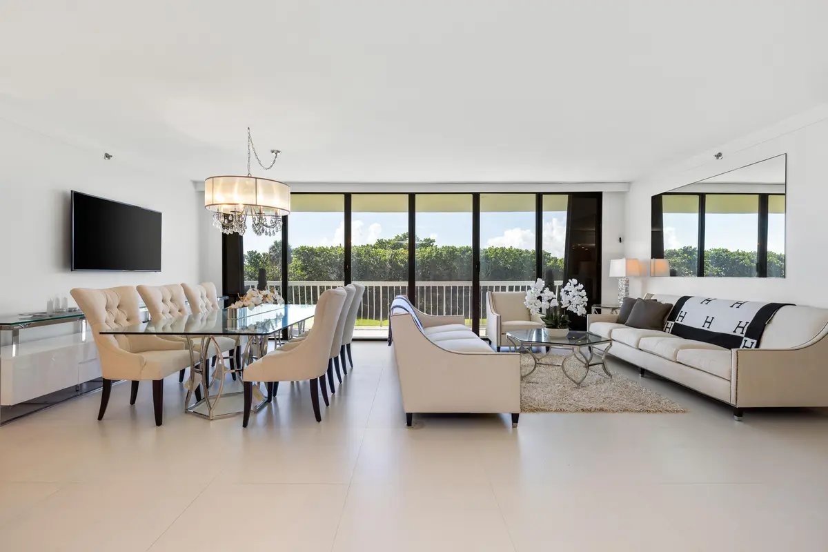 5_et6a1047 at 2100 S Ocean Boulevard 206 S, Palm Beach