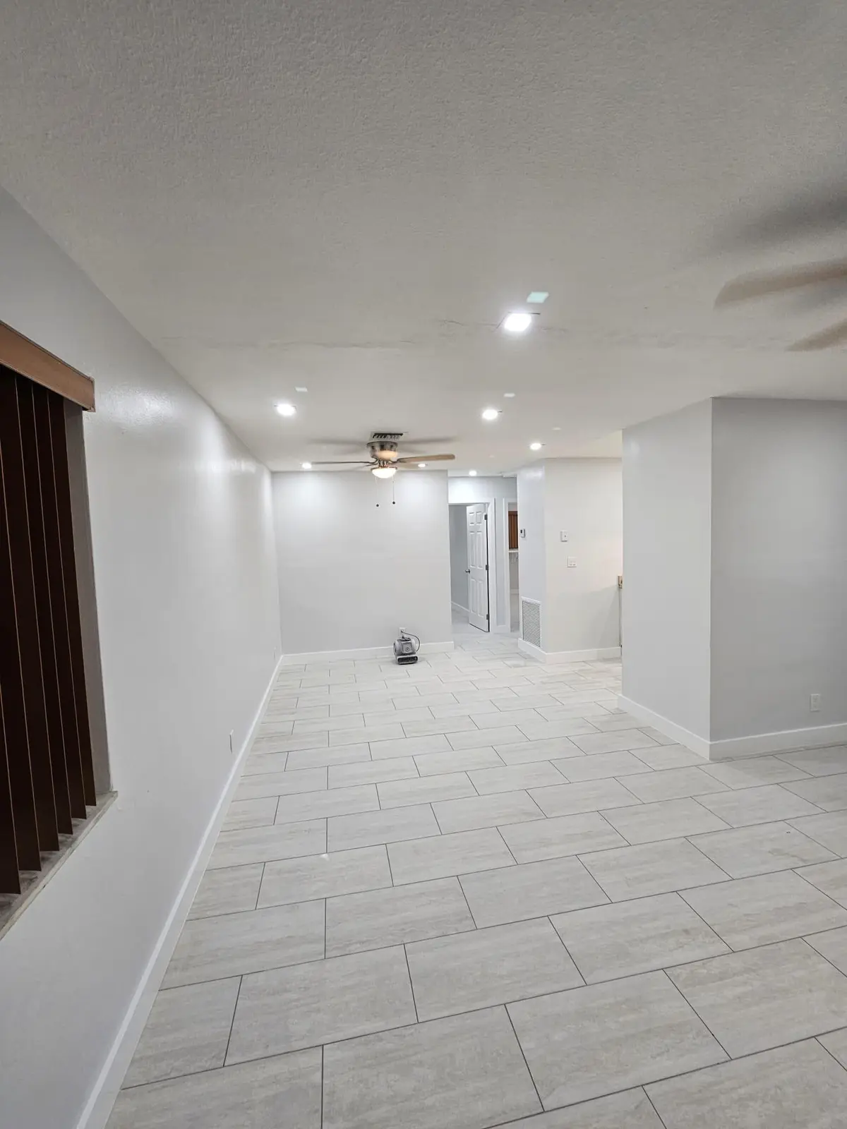 2cc43b57-5d80-49f5-930c-a53e90b2f5f9 at 2040 SW 41st Avenue #3, Fort Lauderdale