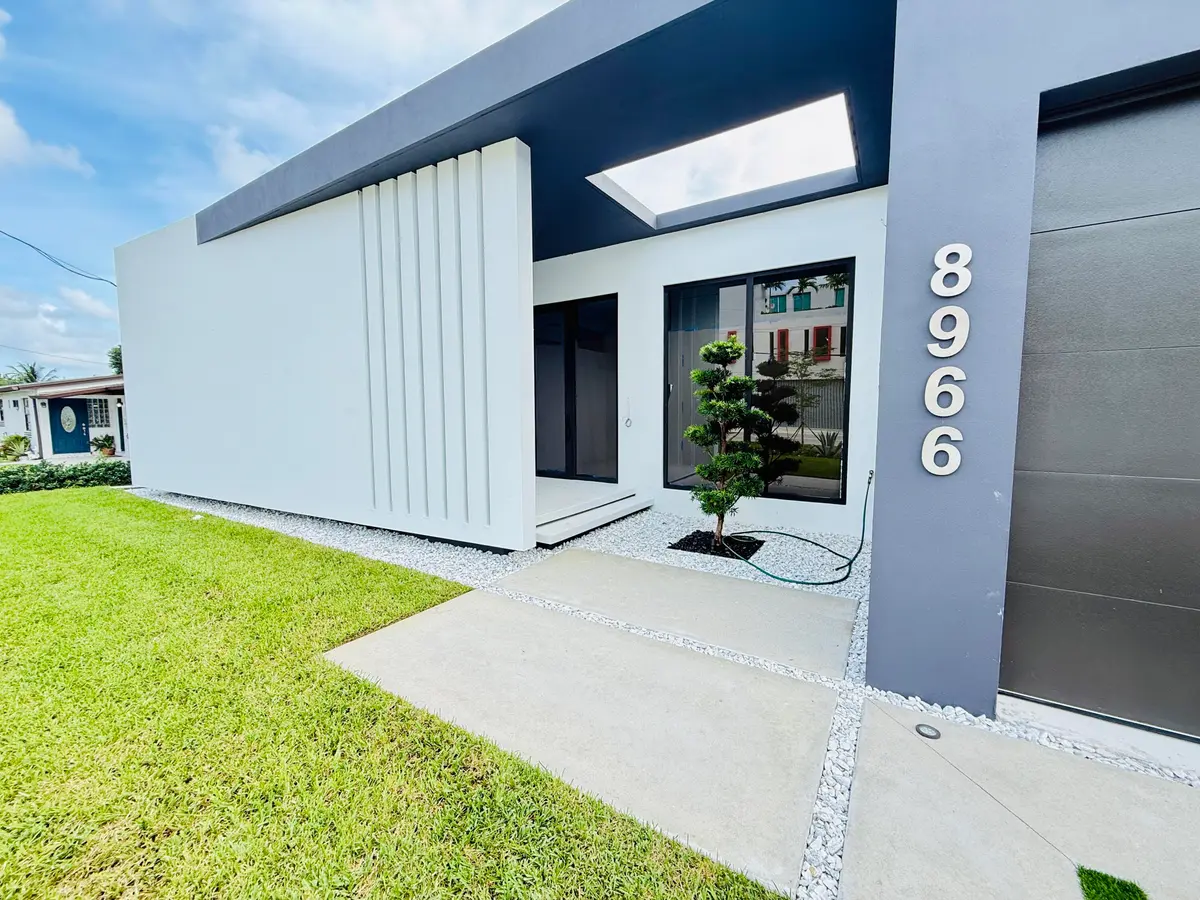 front angle at 8966 SW 40th Terrace, Miami