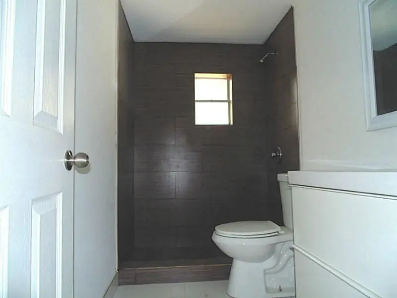 BATHROOM 2 at 5806 Hope Street, Hollywood