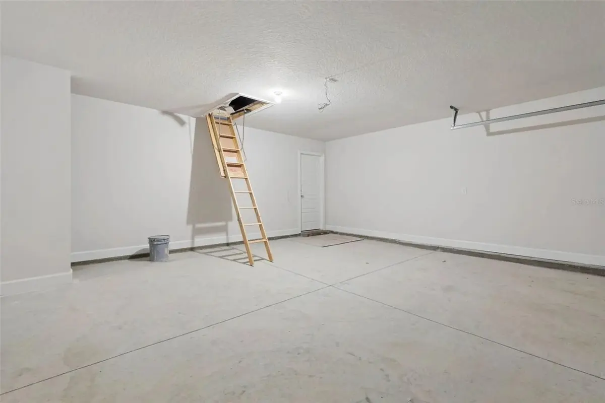 garage at 2270 SW Matheson Terrace, Port St. Lucie