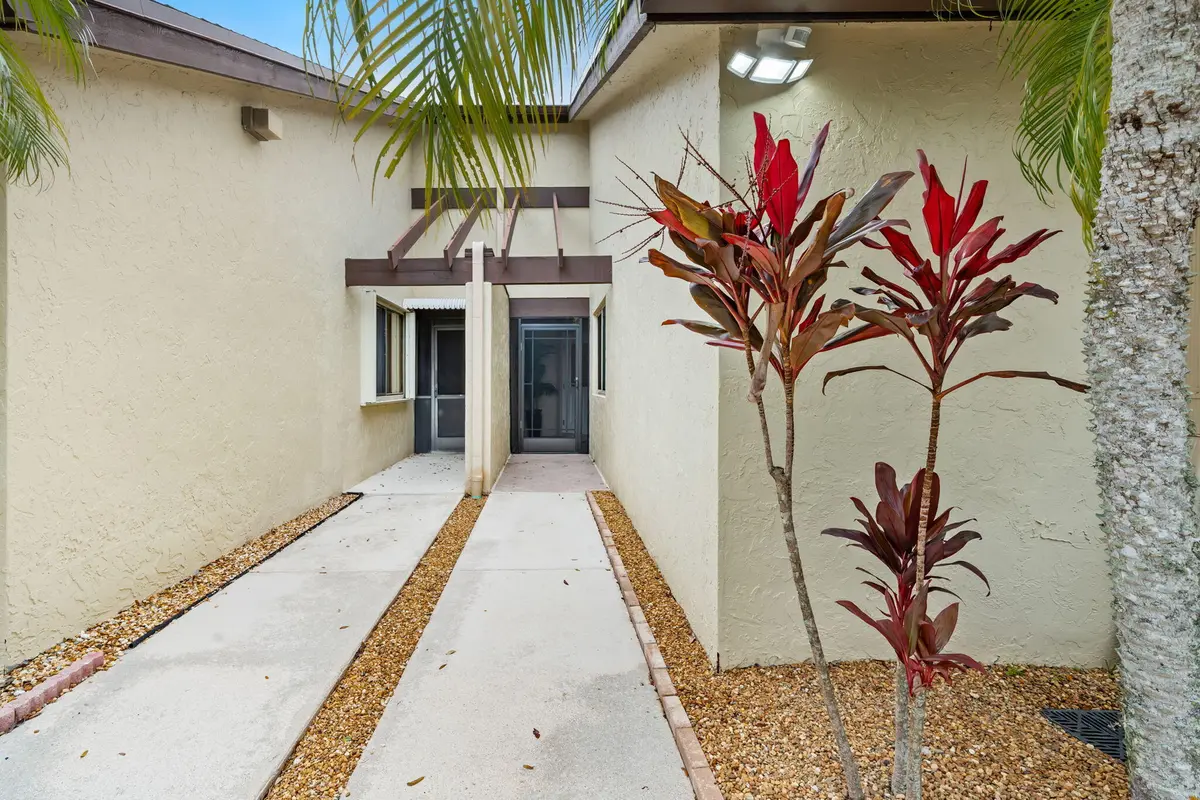 2-web-or-mls-DSC07076 at 137 MEANDER Circle, Royal Palm Beach