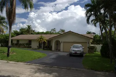 11190 NW 39TH Court, Coral Springs – Single Family Residence for rent