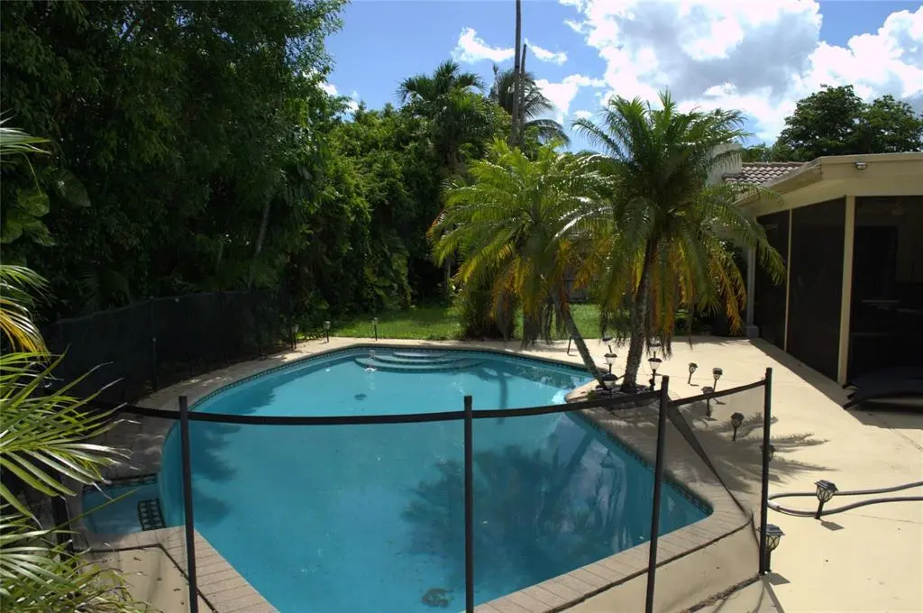 GetMedia (5) at 11190 NW 39TH Court, Coral Springs