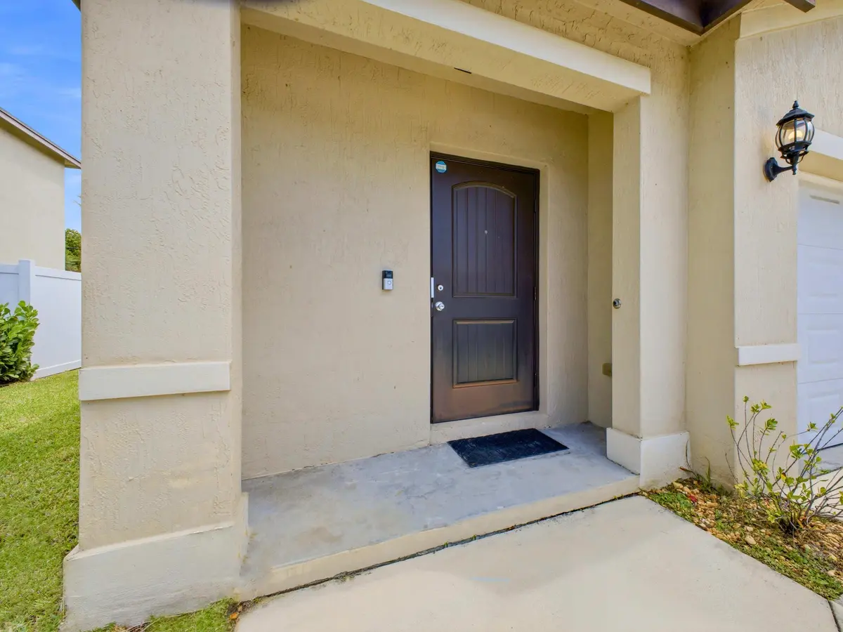 Entry_Porch at 113 SE 3rd Avenue, Boynton Beach