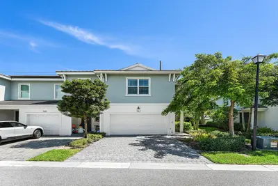 562 PARSONS Way, Deerfield Beach – Townhouse for sale
