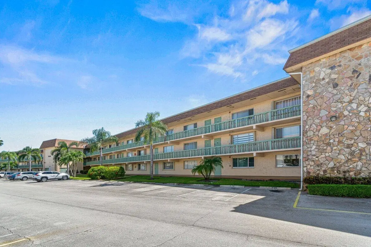 005-700VillageGreenCourt-Unit319-PalmSpr at 700 Village Green Court 319, Palm Springs