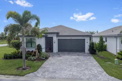 11972 SW BACKRUSH Road, Port St. Lucie – Single Family Residence for sale