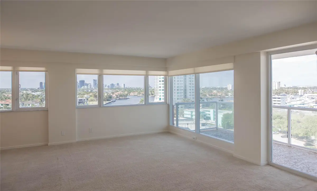 Photo 8 at 3000 Holiday Drive 1106, Fort Lauderdale