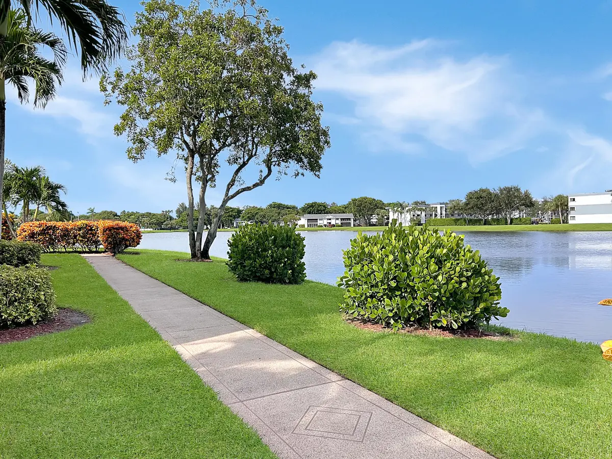 IMG_4831 at 15217 LAKES OF DELRAY Boulevard 107, Delray Beach