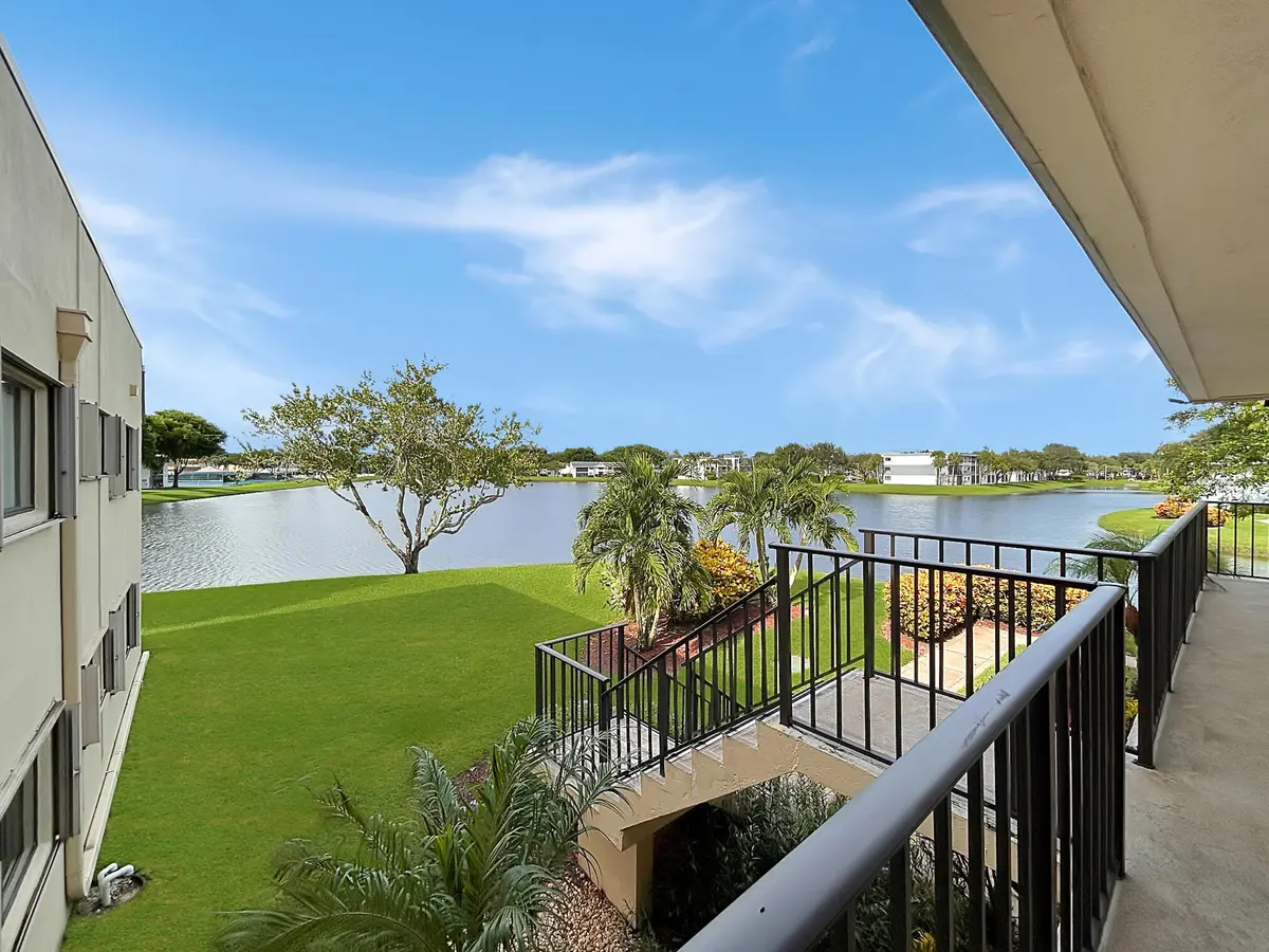 IMG_4839 at 15217 LAKES OF DELRAY Boulevard 107, Delray Beach