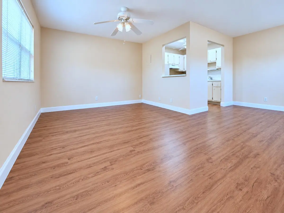 Living/Dining at 139 SAXONY C, Delray Beach