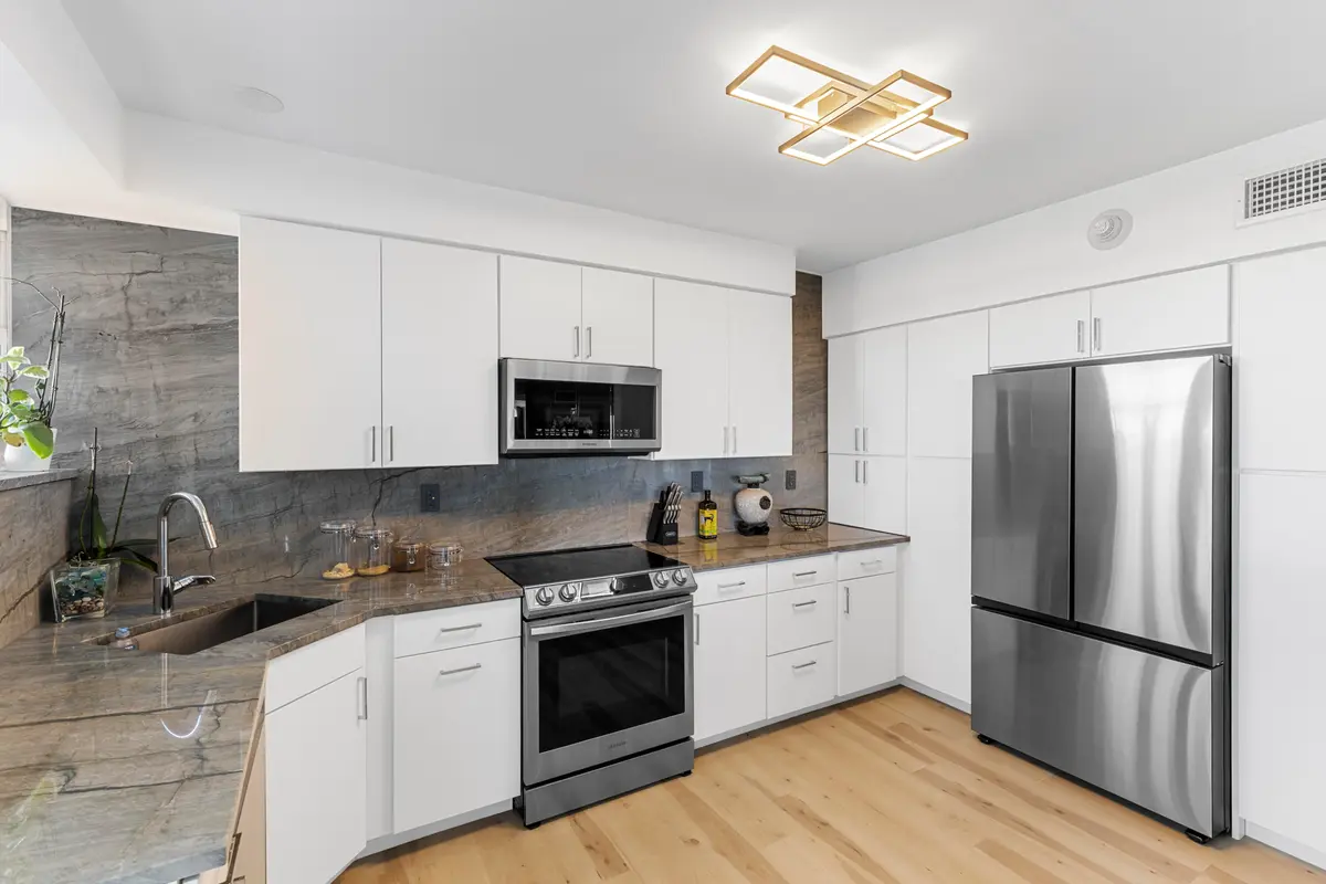 R6II4770 at 1920 S OCEAN Drive 611, Fort Lauderdale