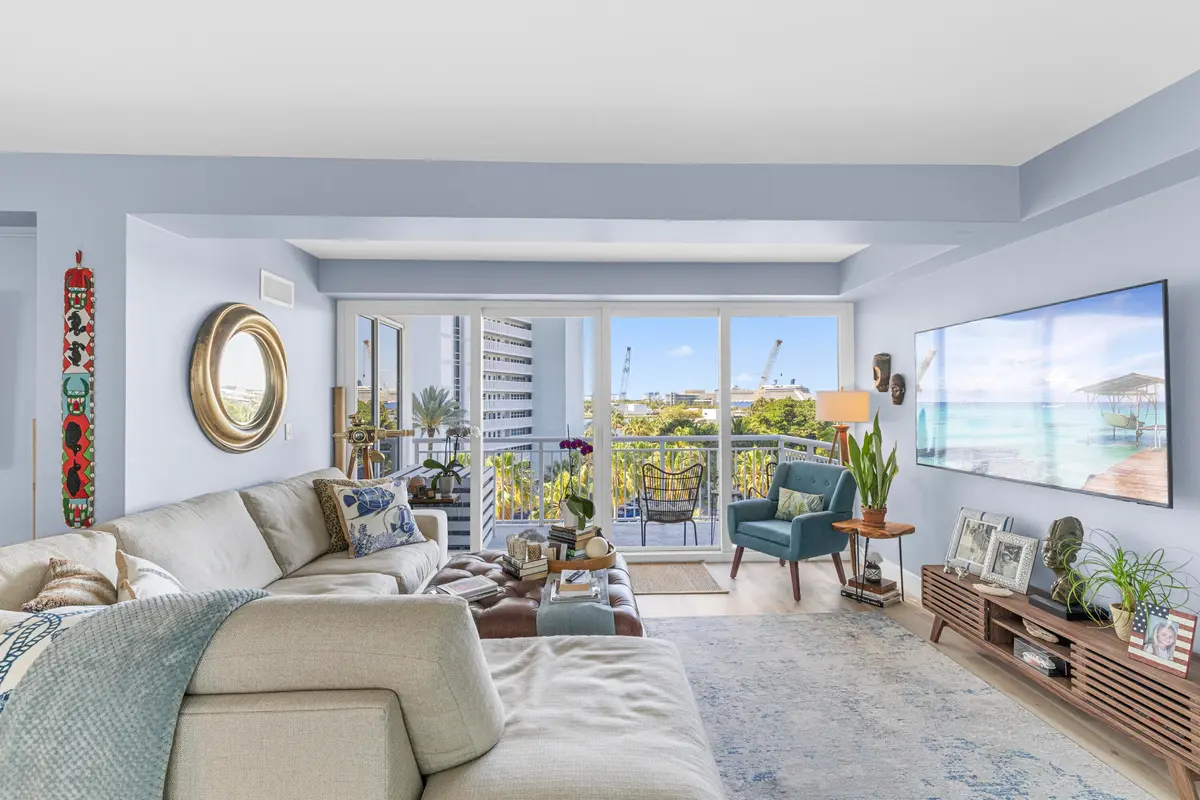 R6II4797 at 1920 S OCEAN Drive 611, Fort Lauderdale