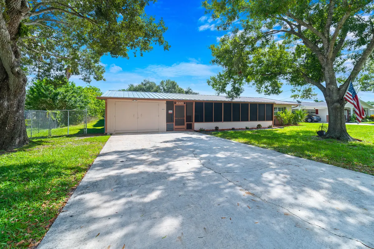 DSC0000 at 3320 Sunrise Boulevard, Fort Pierce