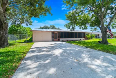 3320 Sunrise Boulevard, Fort Pierce – Single Family Residence for sale