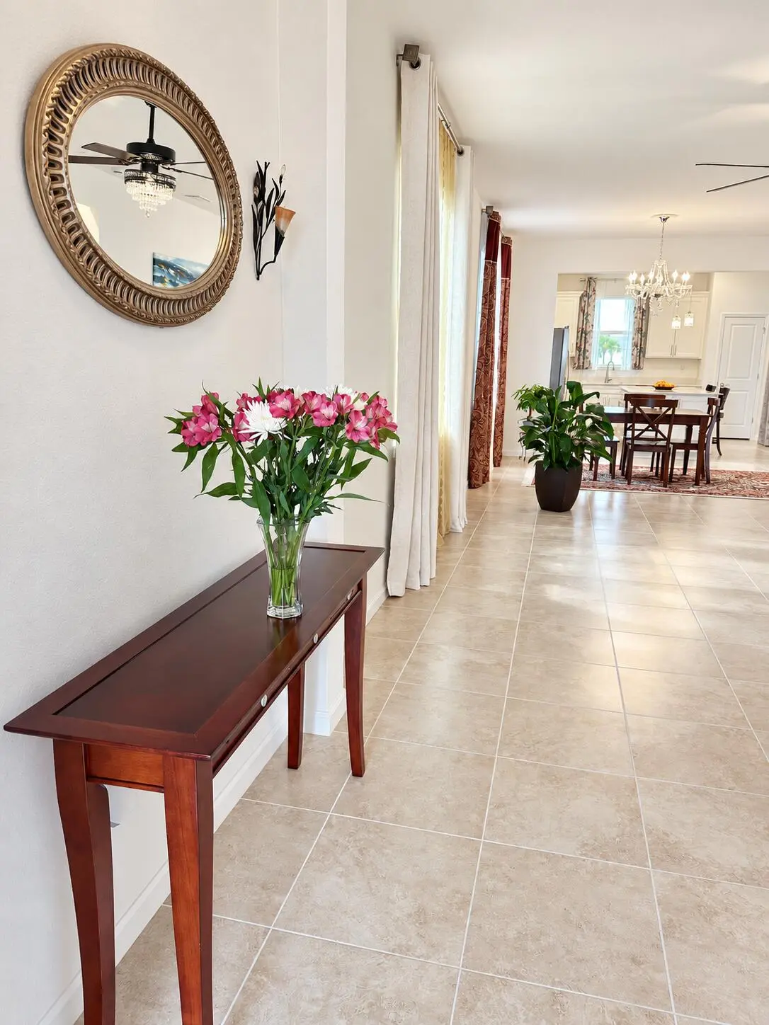 4501 Jolly Roger mnr-Bright airy entrywa at 4501 JOLLY ROGER Manor, Vero Beach