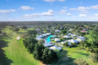 4866 S Lake Drive, Boynton Beach – Single Family Residence for sale