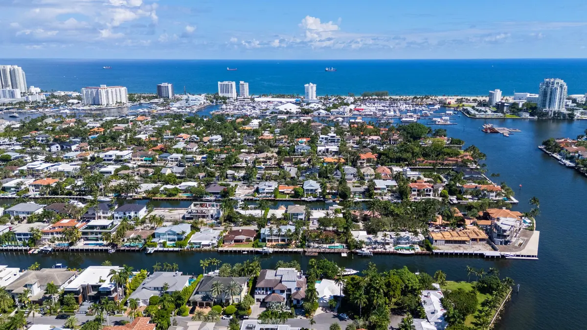 DJI_20251021135119_0011_D (Copy) at 720 ISLE OF PALMS Drive, Fort Lauderdale