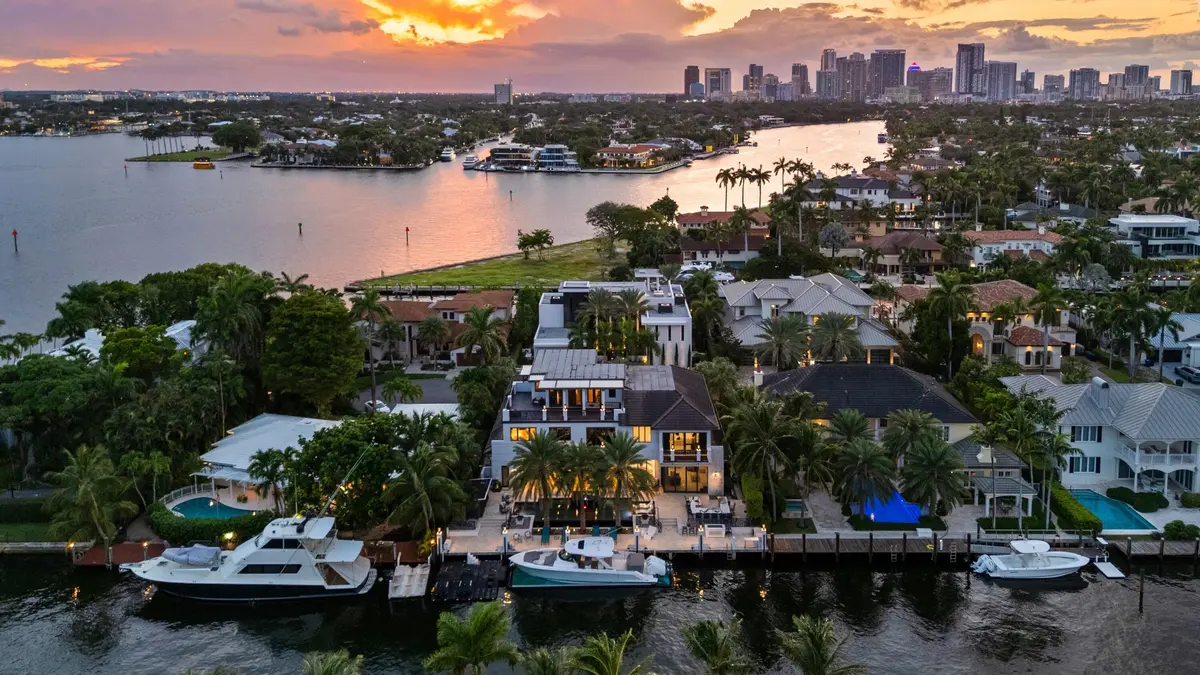 DJI_20251021185635_0060_D (Copy) at 720 ISLE OF PALMS Drive, Fort Lauderdale
