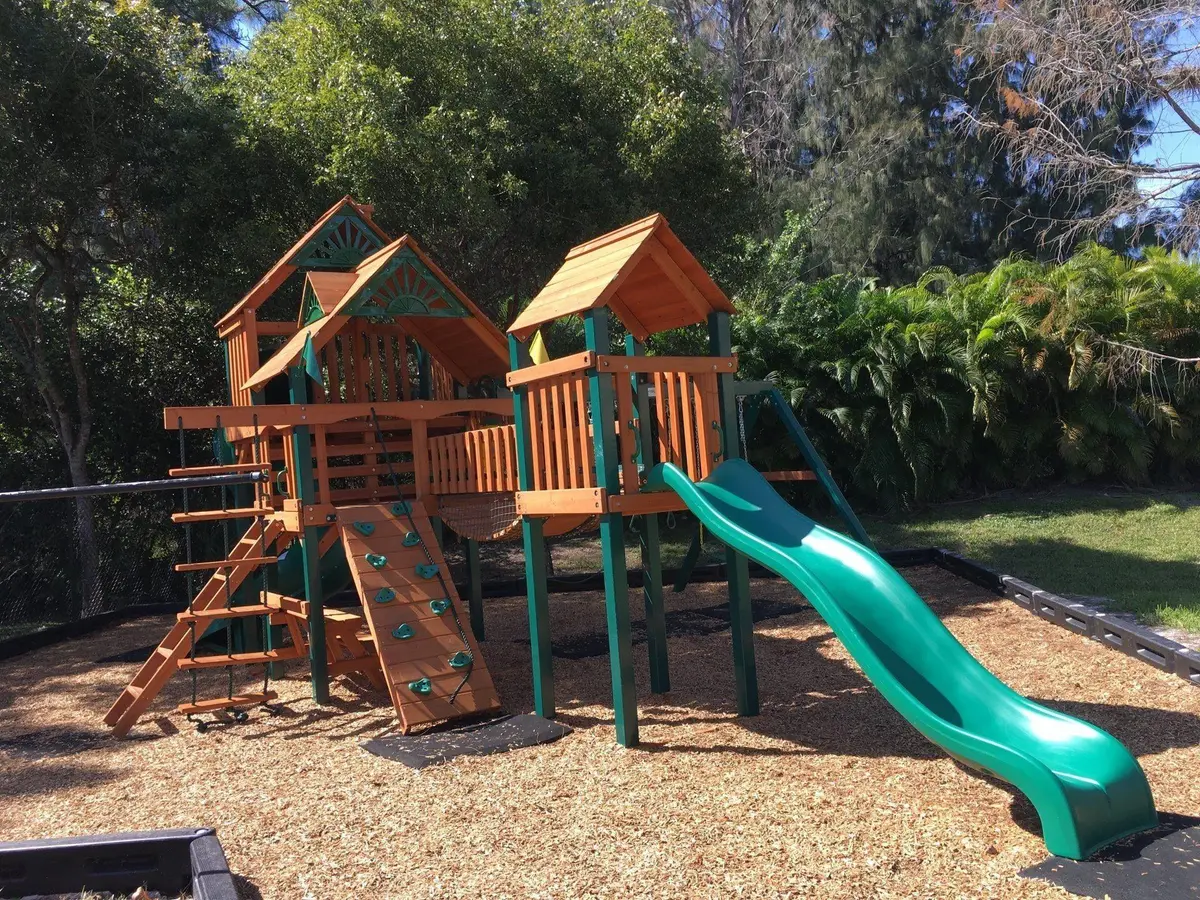 Photo 5 at 4175 N HAVERHILL Road 903, West Palm Beach