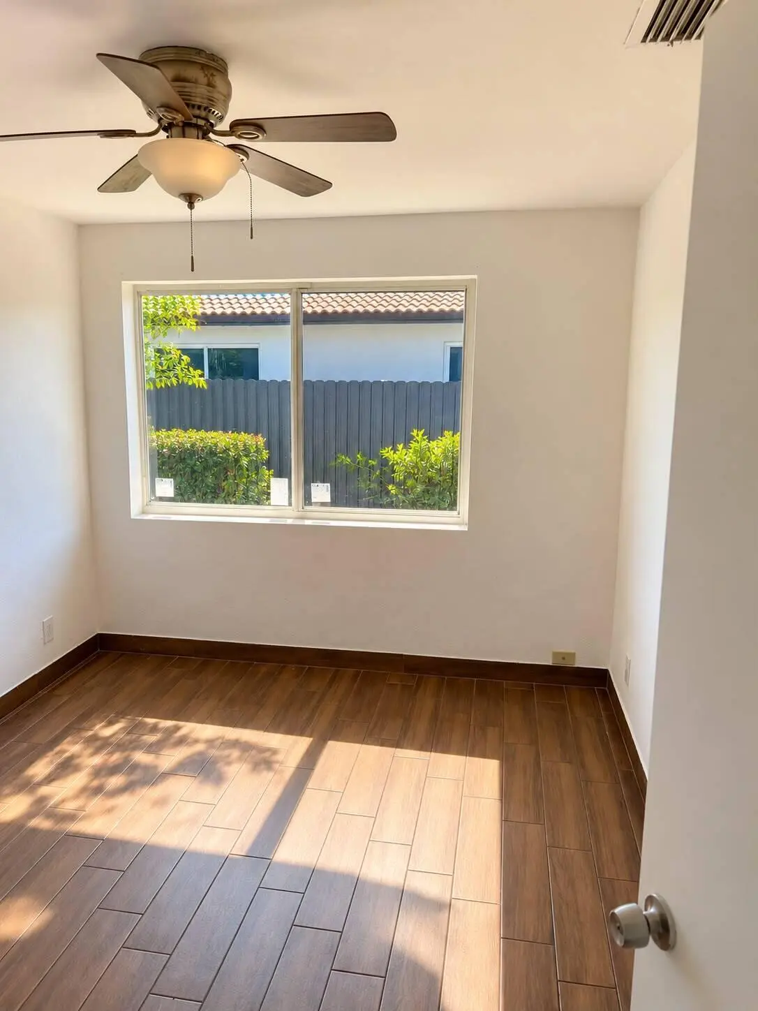 WhatsApp Image 2026-10-07 at 3.46.00 PM at 904 NE 12TH 1-3, Pompano Beach
