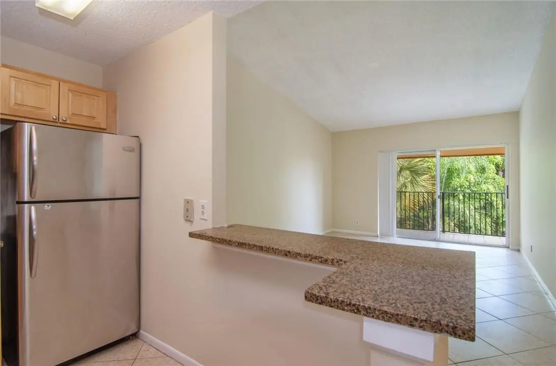 Photo 4 at 10701 CLEARY Boulevard 306, Plantation
